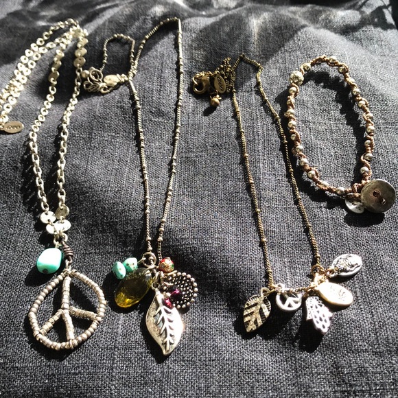 American Eagle Outfitters Jewelry - (3) American Eagle Necklaces (1) Bracelet